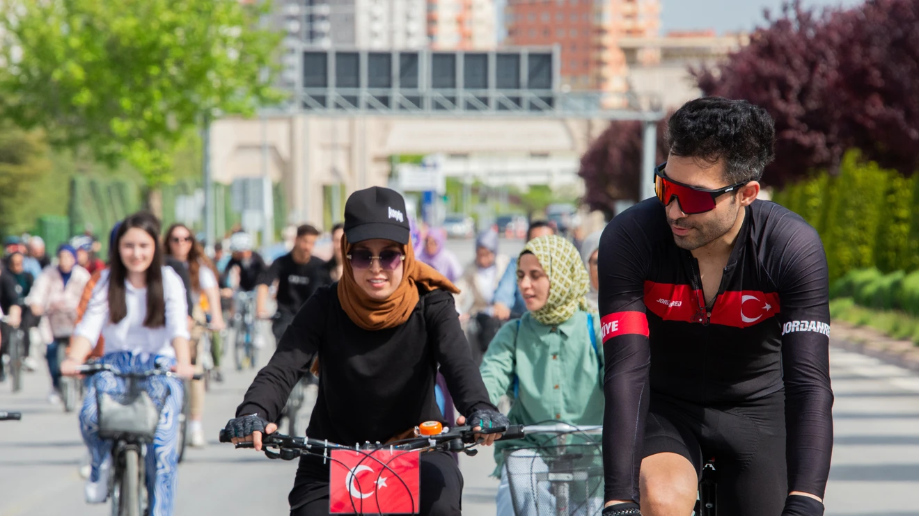 Selçuk Üniversitesinde pedallar sağlıklı yaşam için çevrildi